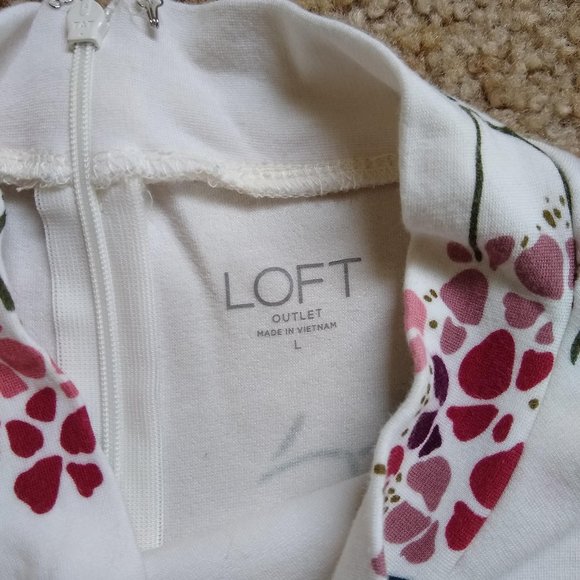 Ann Taylor Loft Outlet Sleeveless Turtleneck Top - Picture 7 of 8